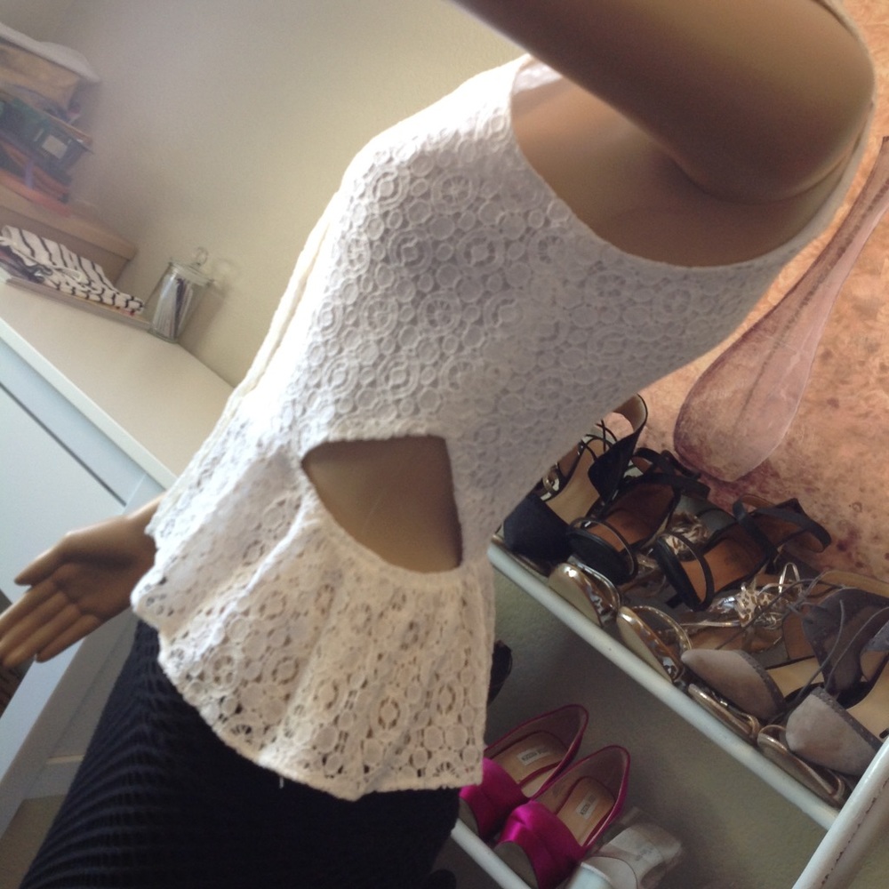 Bcbgeneration White Button Down H025 - image 2